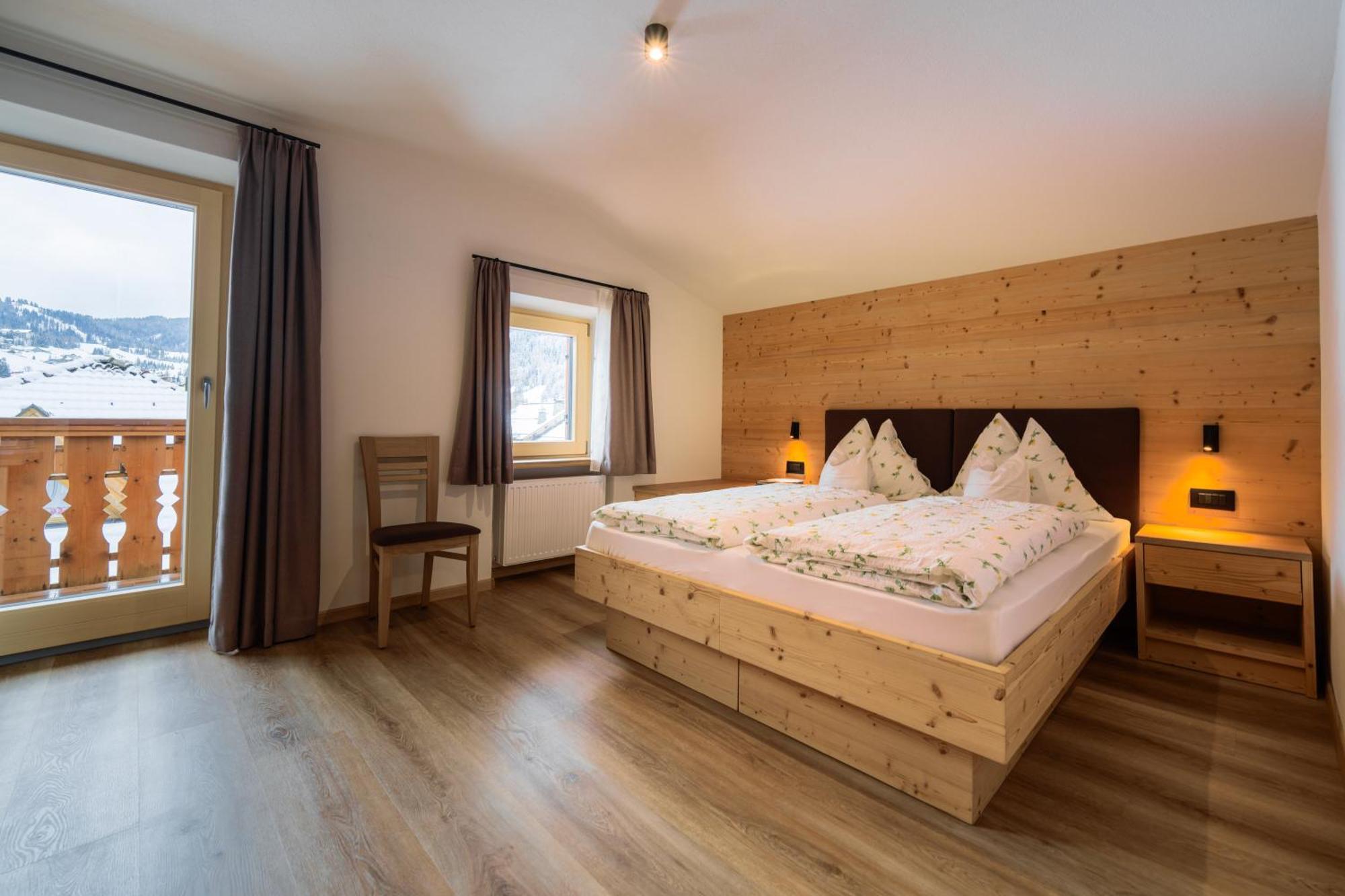 Garni Edera Hotel Corvara In Badia Phòng bức ảnh
